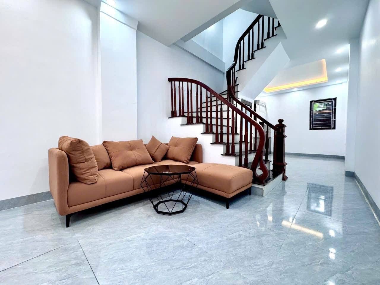 Bán nhà mới 4 tầng full nội thất Thượng Đình. 200m ra Qlo 1A. Chỉ 4.x ty - 1