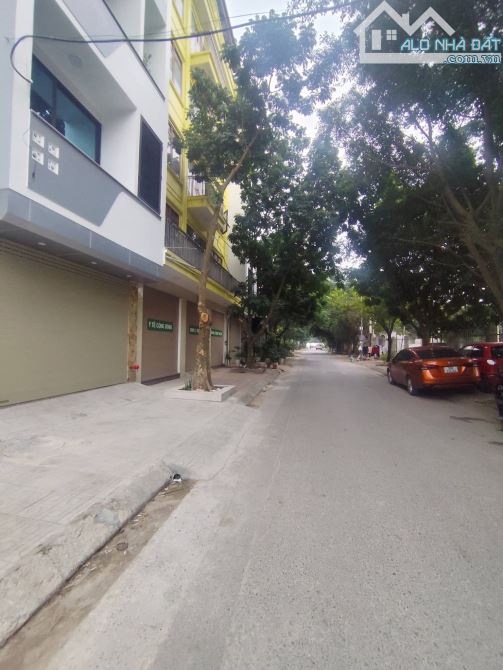 🏡 Bán Nhà Dân Xây Xuân Đỗ Gần AEON 📐 DT: 68m² - MT.4m Giá Nhỉnh 7 Tỷ ngõ trước Nhà 4mn - 1