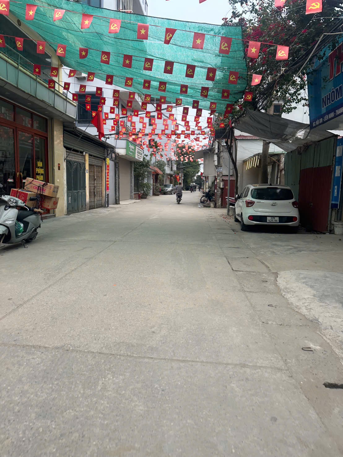 Liên Ninh_nhà 3 tầng oto thông, kinh doanh. Chỉ hơn 5₫